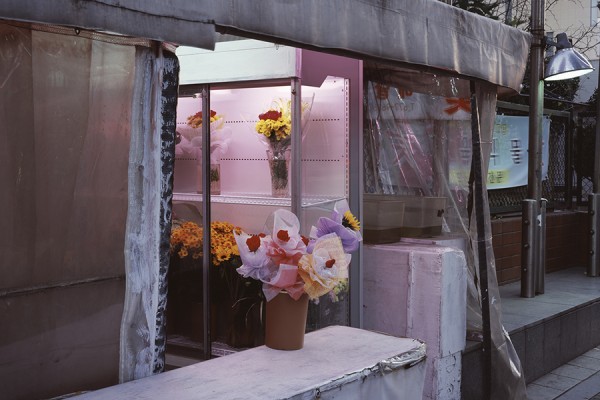 ⓒ노기훈, 1호선, 영등포-신길 꽃집, Pigment Print, 100x125cm, 2013.jpg