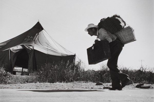 Robert Capa © International Center of Photography, Magnum Photos 9.JPG