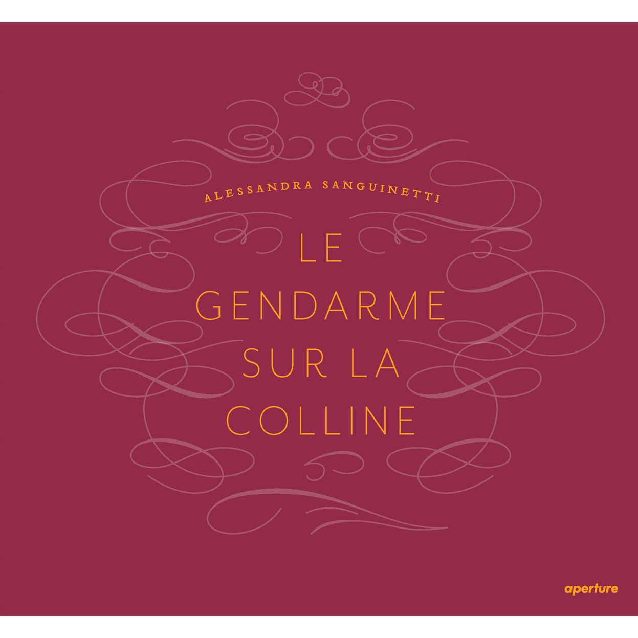 LE GENDARME SUR LA COLLINE